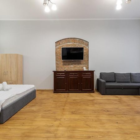 Apartment On Stavropihiiska Street 3 Lviv Extérieur photo