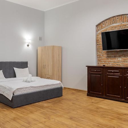 Apartment On Stavropihiiska Street 3 Lviv Extérieur photo