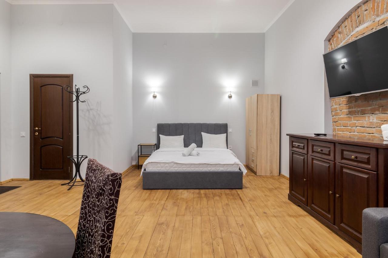Apartment On Stavropihiiska Street 3 Lviv Extérieur photo
