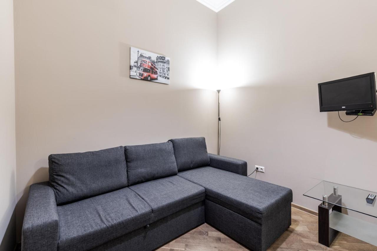 Apartment On Stavropihiiska Street 3 Lviv Extérieur photo