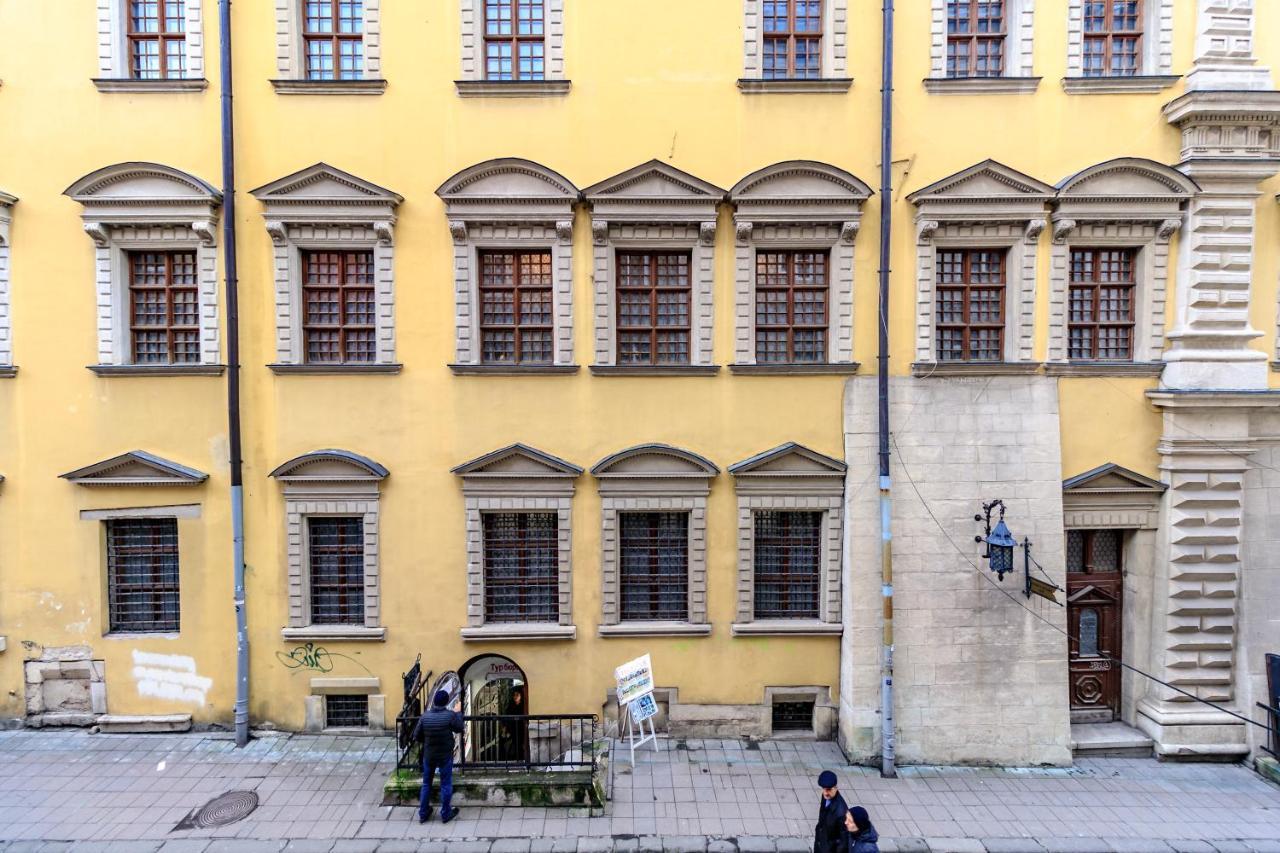 Apartment On Stavropihiiska Street 3 Lviv Extérieur photo